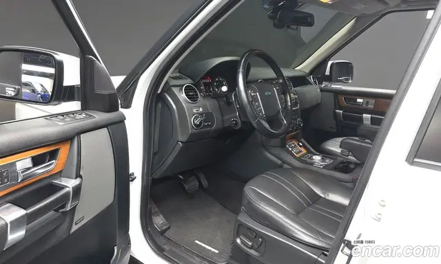 Land Rover Discovery 2013 3.0 автомат (гидро), миниатюра 10 Land Rover Discovery 2013 3.0 автомат (гидро), миниатюра 10