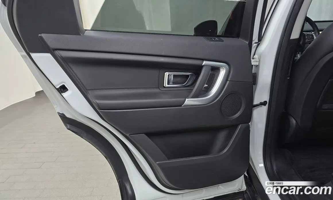 Land Rover Discovery Sport 2018 2.0 автомат (гидро), фото 14 Land Rover Discovery Sport 2018 2.0 автомат (гидро), фото 14