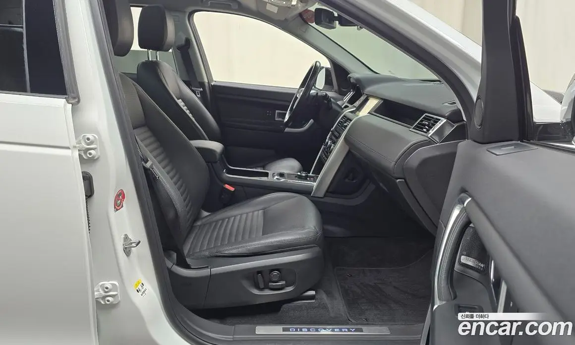 Land Rover Discovery Sport 2018 2.0 автомат (гидро), фото 15 Land Rover Discovery Sport 2018 2.0 автомат (гидро), фото 15