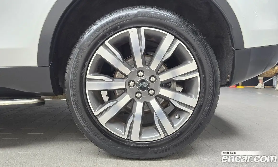 Land Rover Discovery Sport 2018 2.0 автомат (гидро), фото 6 Land Rover Discovery Sport 2018 2.0 автомат (гидро), фото 6