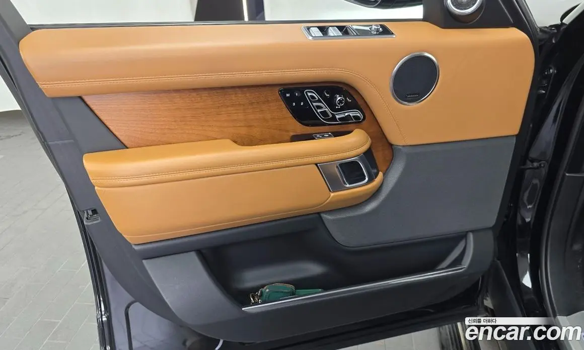 Land Rover Range Rover 2019 5.0 автомат (гидро), фото 14 Land Rover Range Rover 2019 5.0 автомат (гидро), фото 14
