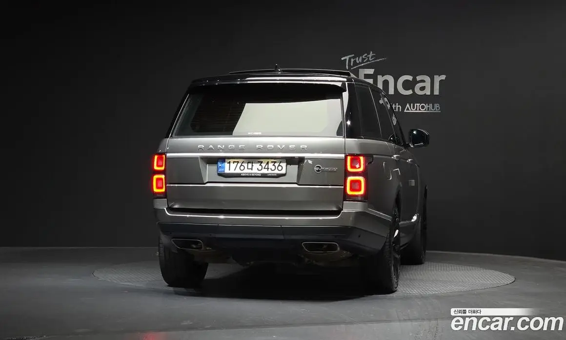 Land Rover Range Rover 2021 5.0 автомат (гидро), фото 4 Land Rover Range Rover 2021 5.0 автомат (гидро), фото 4