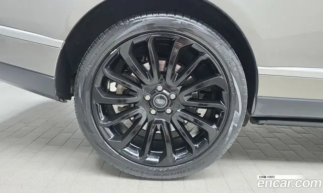 Land Rover Range Rover 2021 5.0 автомат (гидро), миниатюра 5 Land Rover Range Rover 2021 5.0 автомат (гидро), миниатюра 5