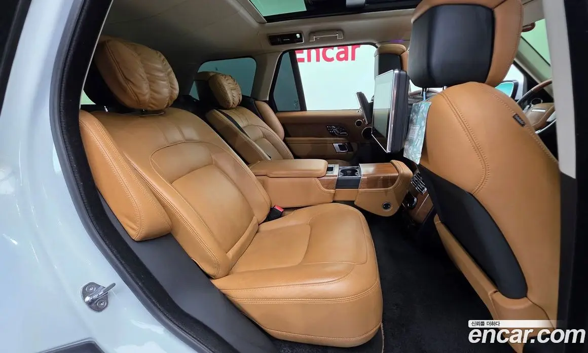 Land Rover Range Rover 2021 3.0 автомат (гидро), фото 19 Land Rover Range Rover 2021 3.0 автомат (гидро), фото 19