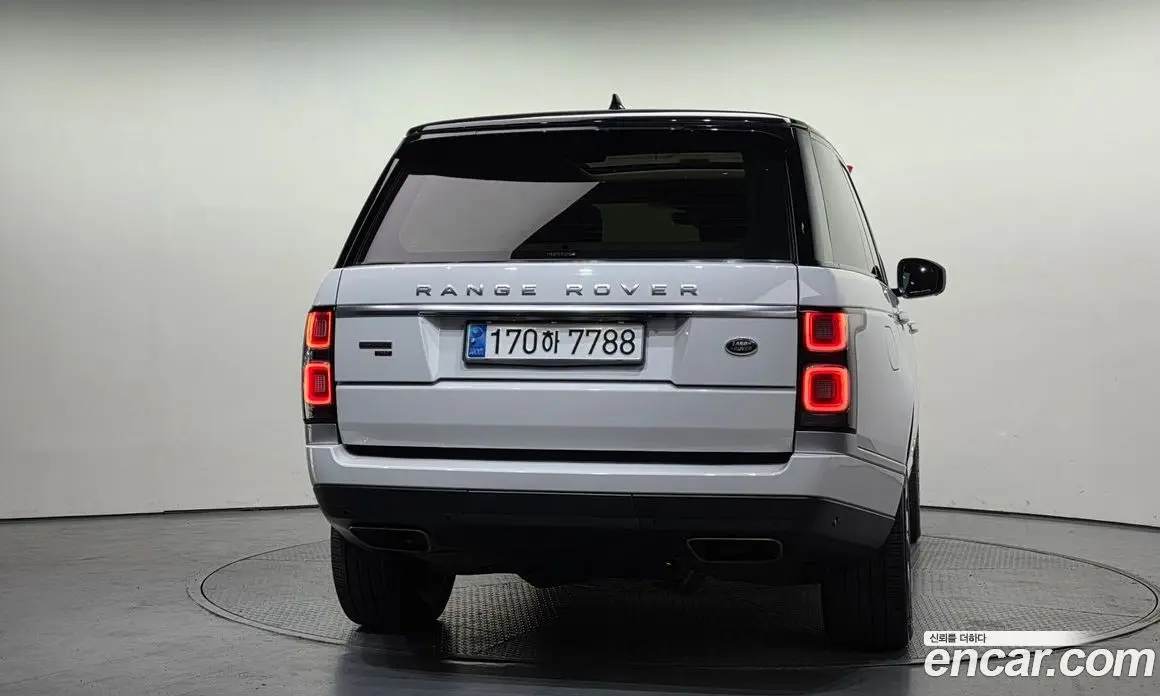 Land Rover Range Rover 2021 3.0 автомат (гидро), фото 4 Land Rover Range Rover 2021 3.0 автомат (гидро), фото 4