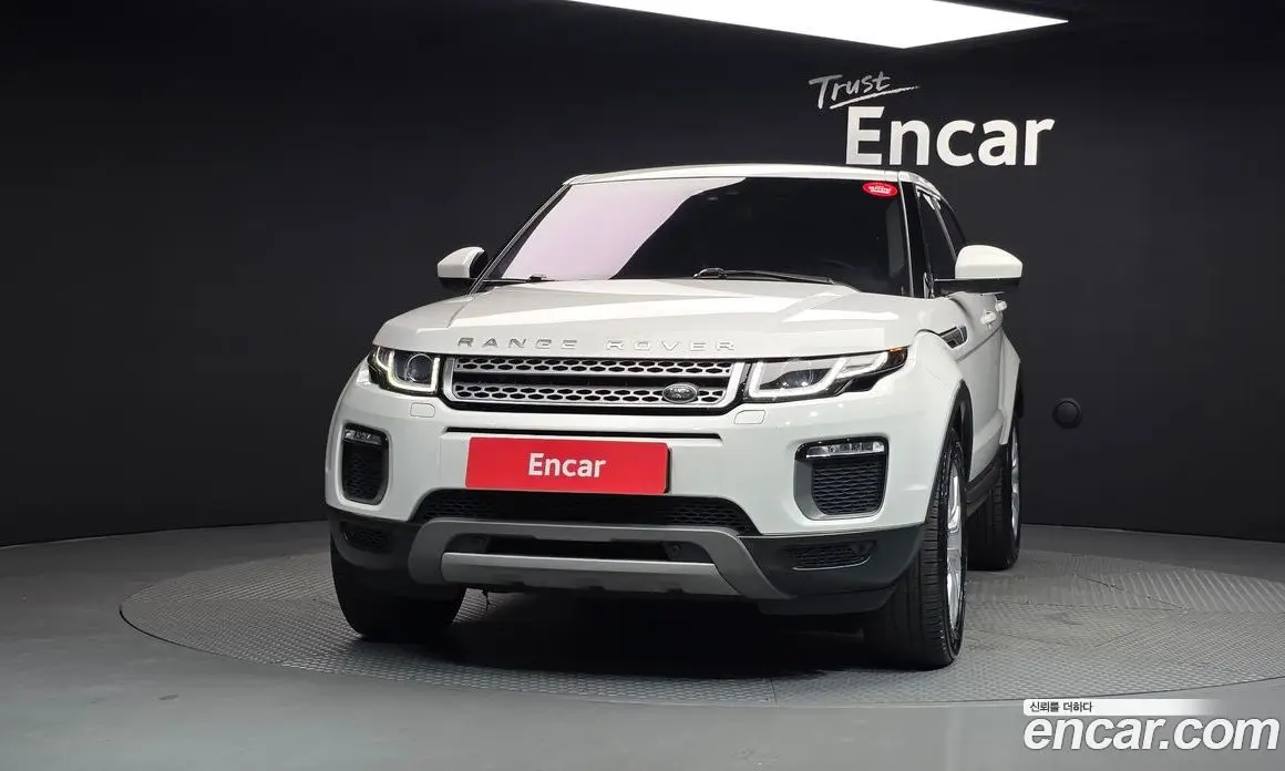 Land Rover Range Rover Evoque 2015 2.0 автомат (гидро), фото 3 Land Rover Range Rover Evoque 2015 2.0 автомат (гидро), фото 3