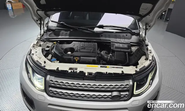 Land Rover Range Rover Evoque 2015 2.0 автомат (гидро), миниатюра 6 Land Rover Range Rover Evoque 2015 2.0 автомат (гидро), миниатюра 6