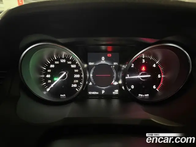 Land Rover Range Rover Evoque 2015 2.0 автомат (гидро), миниатюра 8 Land Rover Range Rover Evoque 2015 2.0 автомат (гидро), миниатюра 8