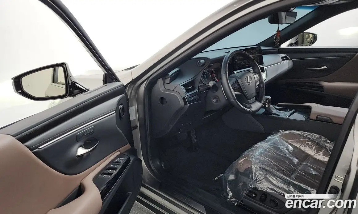 Lexus ES 2022 2.5 автомат (гидро), фото 13 Lexus ES 2022 2.5 автомат (гидро), фото 13