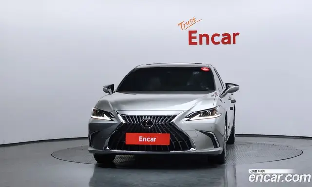 Lexus ES 2022 2.5 автомат (гидро), миниатюра 3 Lexus ES 2022 2.5 автомат (гидро), миниатюра 3