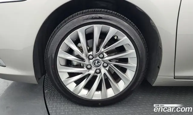 Lexus ES 2022 2.5 автомат (гидро), миниатюра 5 Lexus ES 2022 2.5 автомат (гидро), миниатюра 5