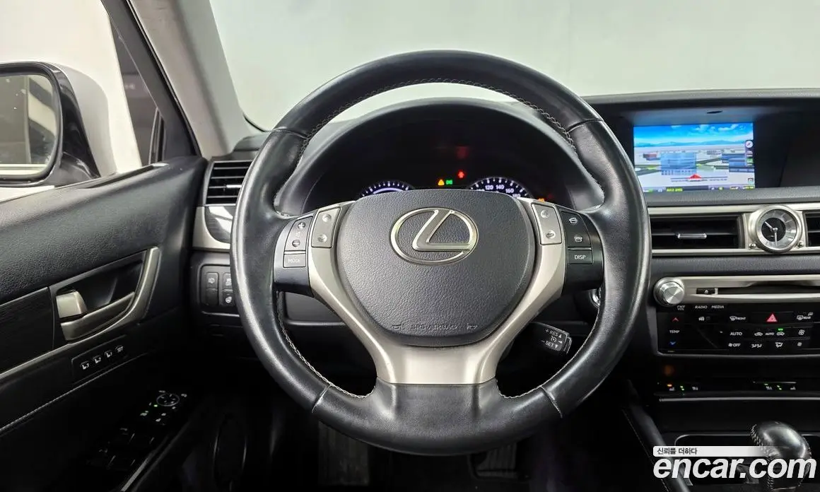 Lexus GS 2013 3.5 автомат (гидро), фото 13 Lexus GS 2013 3.5 автомат (гидро), фото 13