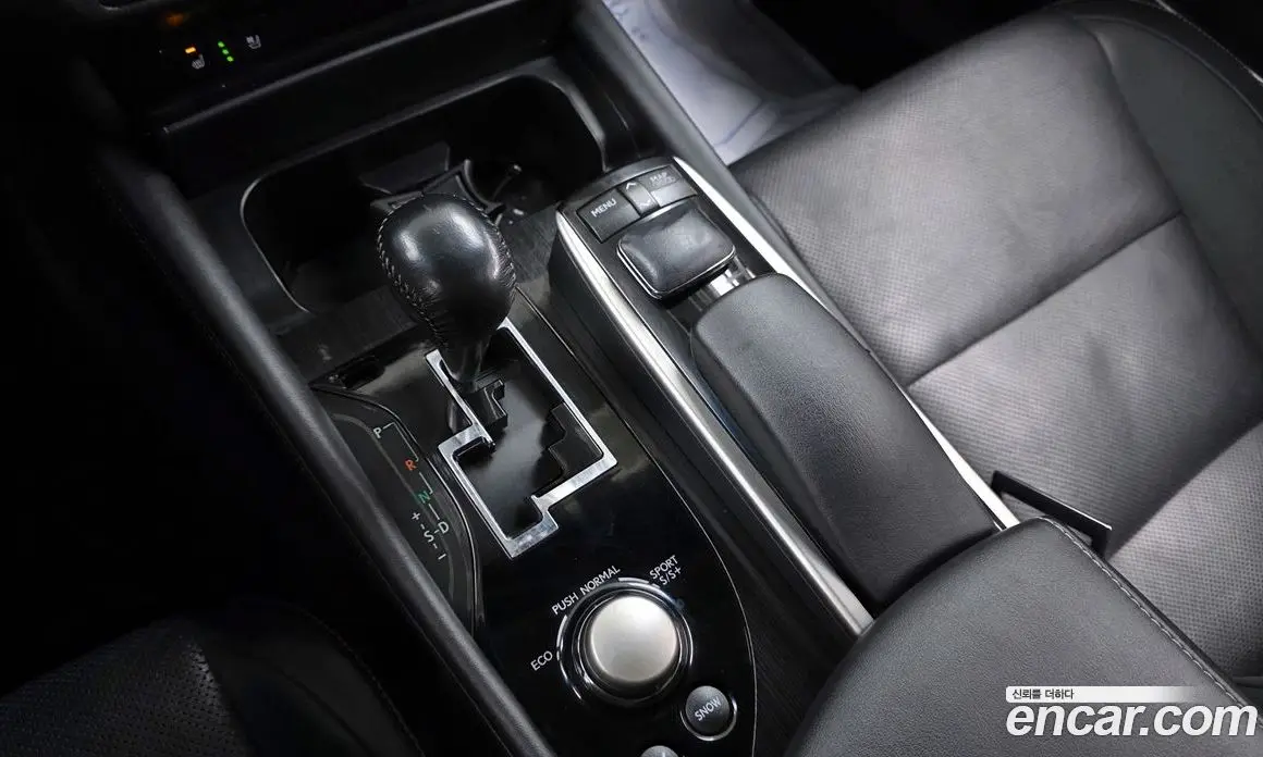Lexus GS 2013 3.5 автомат (гидро), фото 9 Lexus GS 2013 3.5 автомат (гидро), фото 9