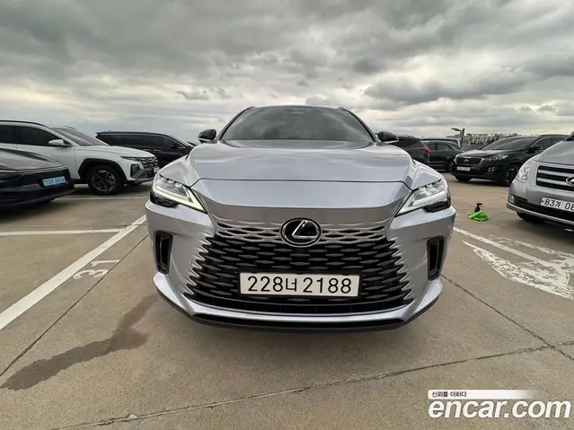 Lexus RX 2025 2.5 автомат (гидро), миниатюра 3