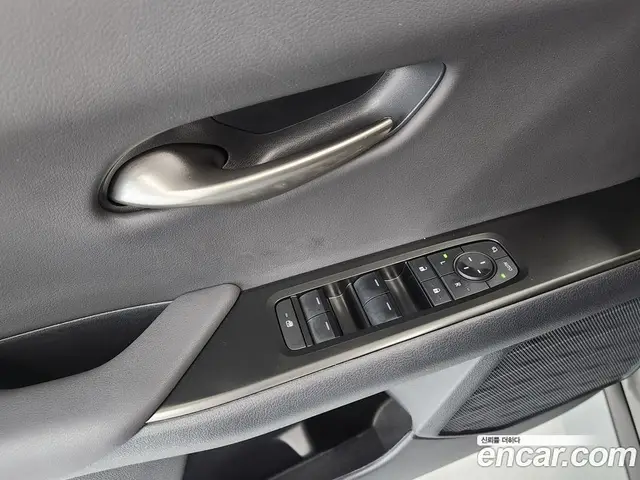Lexus UX 2024 2.0 автомат (вариатор), миниатюра 12