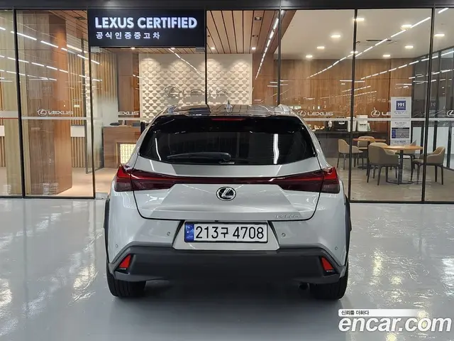 Lexus UX 2024 2.0 автомат (вариатор), миниатюра 4 Lexus UX 2024 2.0 автомат (вариатор), миниатюра 4