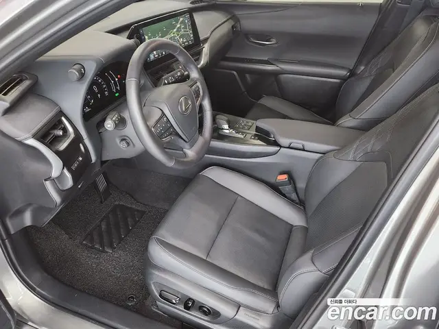 Lexus UX 2024 2.0 автомат (вариатор), миниатюра 10 Lexus UX 2024 2.0 автомат (вариатор), миниатюра 10