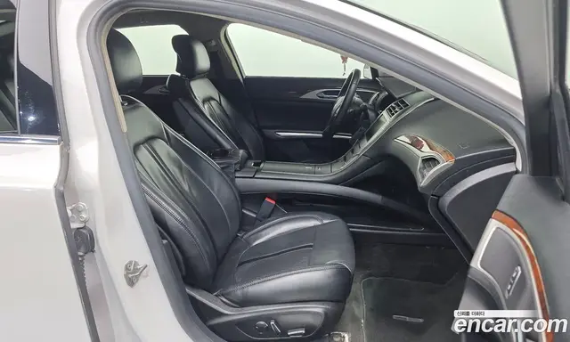 Lincoln MKZ 2016 2.0 автомат (гидро), миниатюра 11 Lincoln MKZ 2016 2.0 автомат (гидро), миниатюра 11