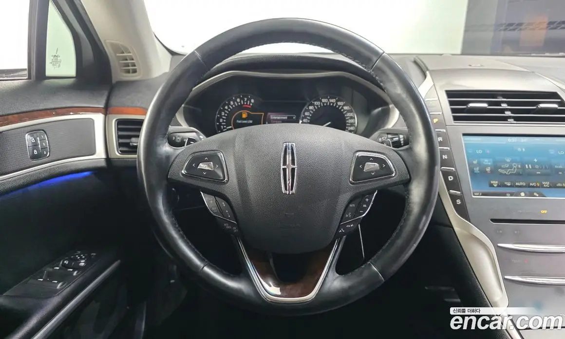 Lincoln MKZ 2016 2.0 автомат (гидро), фото 13 Lincoln MKZ 2016 2.0 автомат (гидро), фото 13