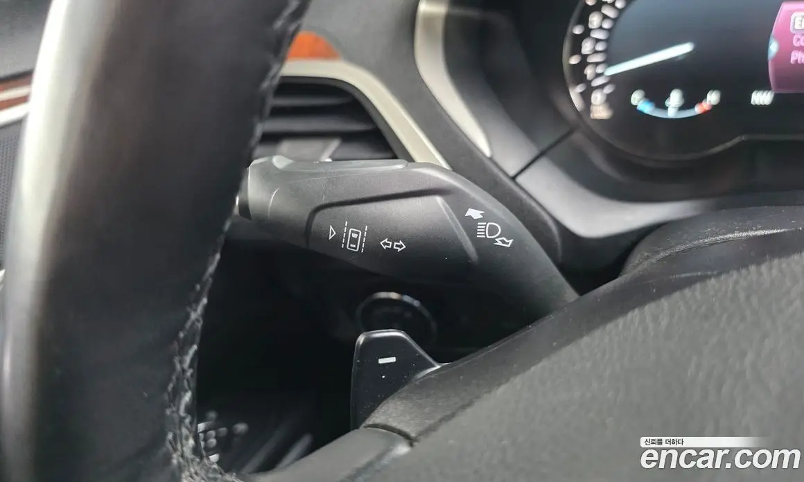 Lincoln MKZ 2016 2.0 автомат (гидро), фото 19 Lincoln MKZ 2016 2.0 автомат (гидро), фото 19