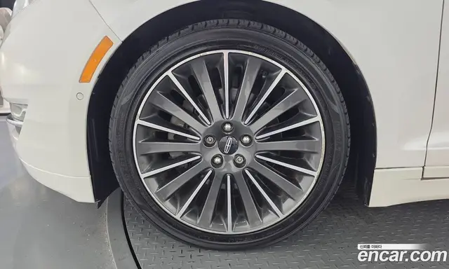 Lincoln MKZ 2016 2.0 автомат (гидро), миниатюра 5 Lincoln MKZ 2016 2.0 автомат (гидро), миниатюра 5