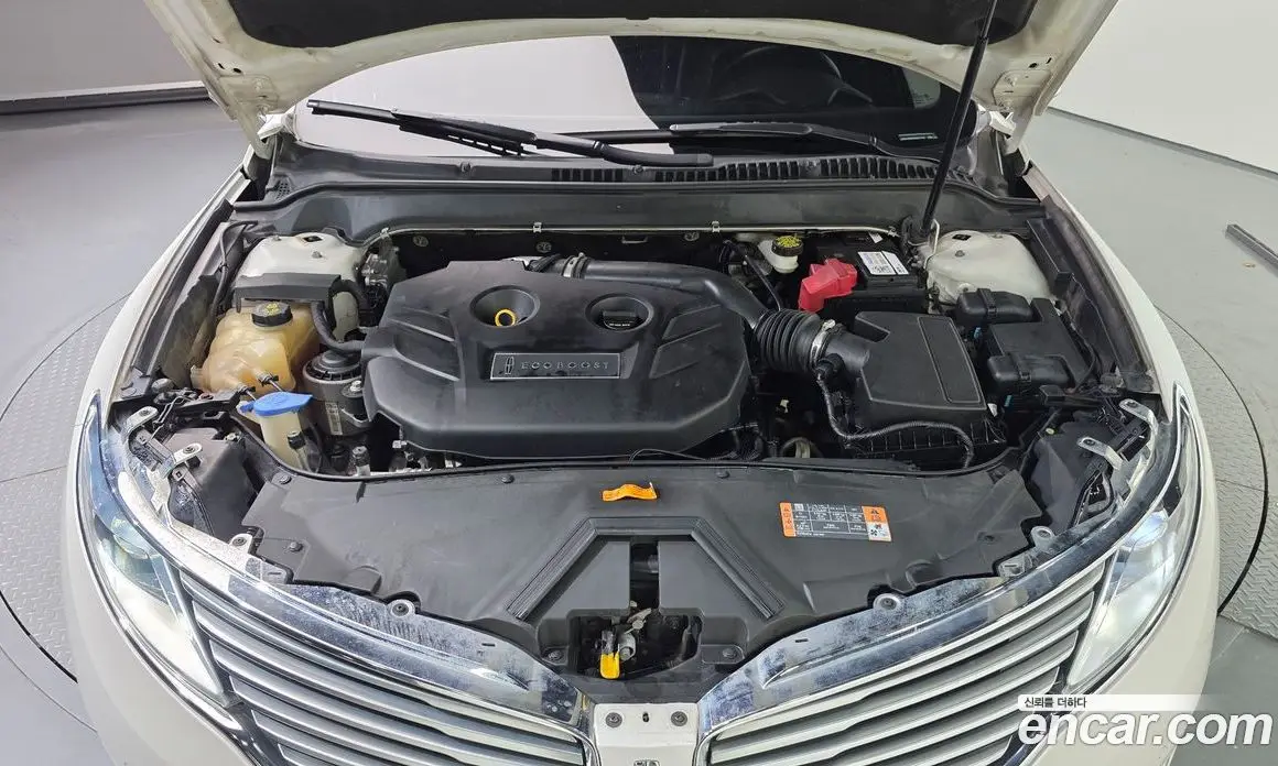 Lincoln MKZ 2016 2.0 автомат (гидро), фото 6 Lincoln MKZ 2016 2.0 автомат (гидро), фото 6
