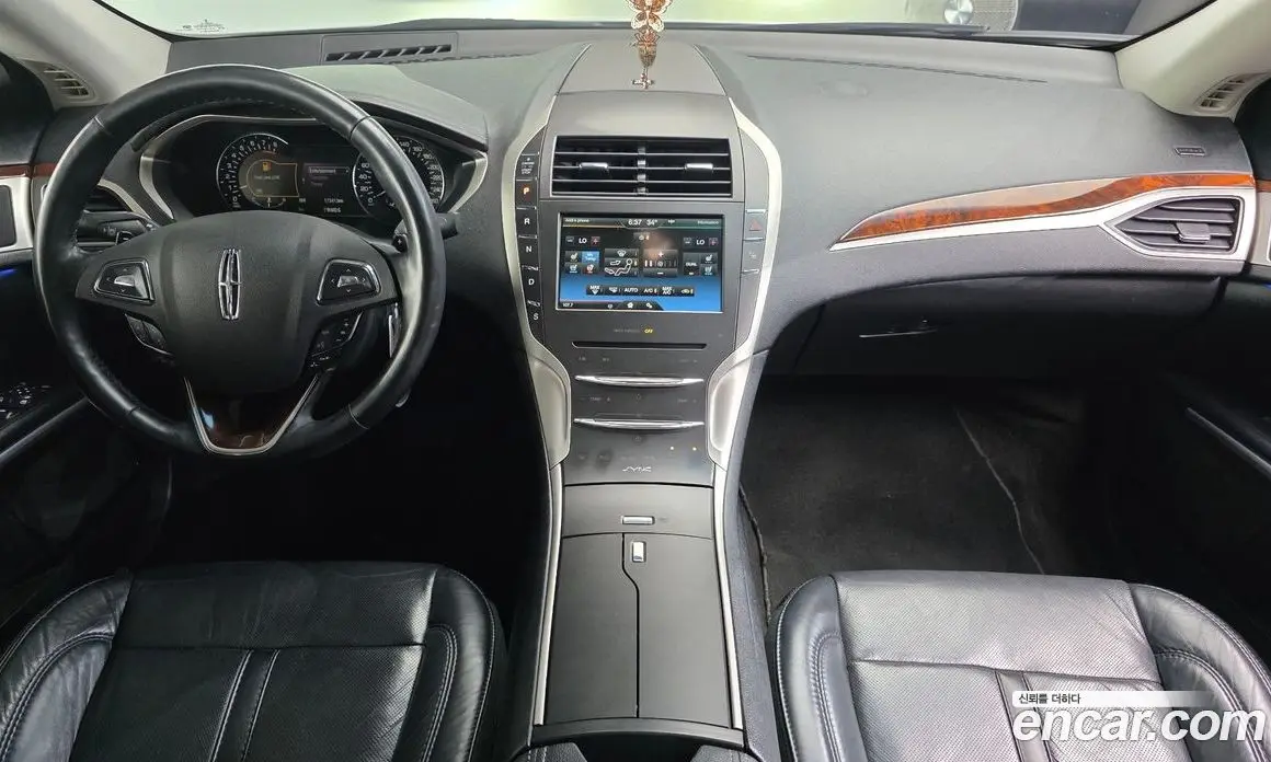 Lincoln MKZ 2016 2.0 автомат (гидро), фото 7 Lincoln MKZ 2016 2.0 автомат (гидро), фото 7
