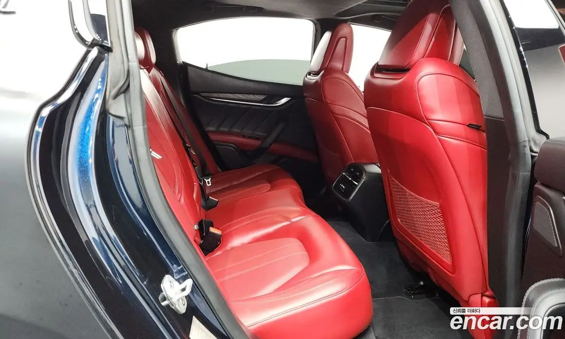 Maserati Ghibli 2020 3.0 автомат (гидро), фото 11 Maserati Ghibli 2020 3.0 автомат (гидро), фото 11
