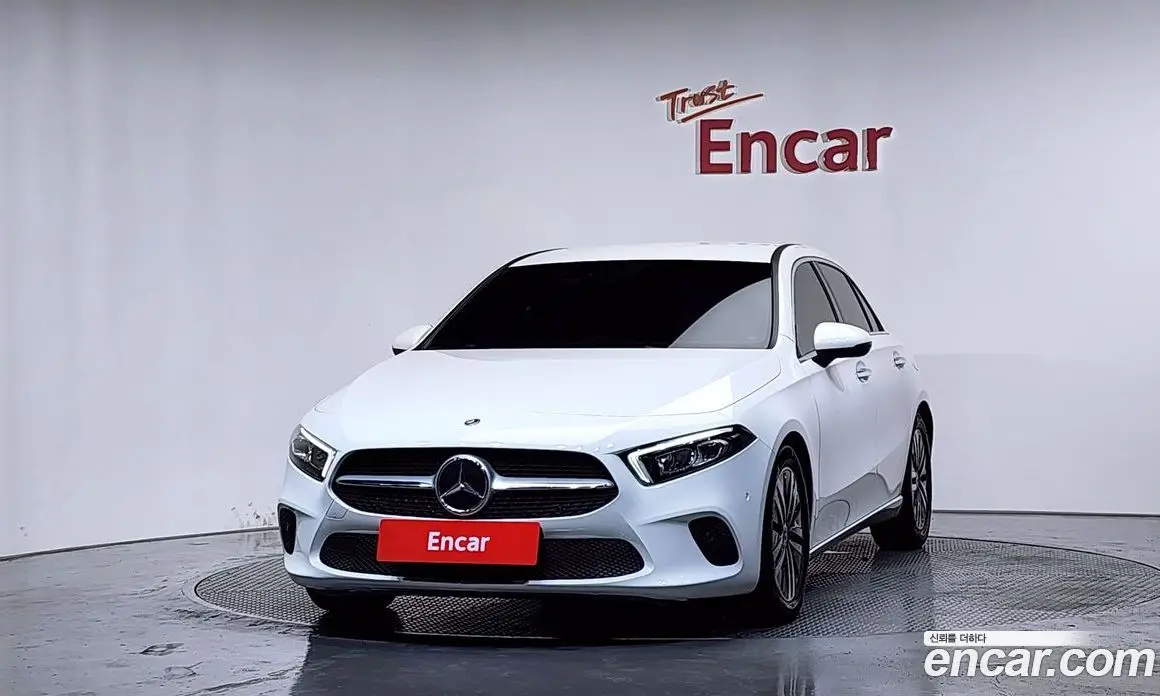 Mercedes-Benz A-Class 2021 2.0 автомат (гидро), фото 3 Mercedes-Benz A-Class 2021 2.0 автомат (гидро), фото 3