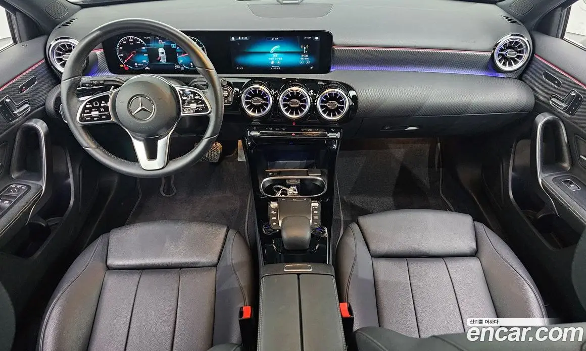 Mercedes-Benz A-Class 2022 2.0 автомат (гидро), фото 7 Mercedes-Benz A-Class 2022 2.0 автомат (гидро), фото 7