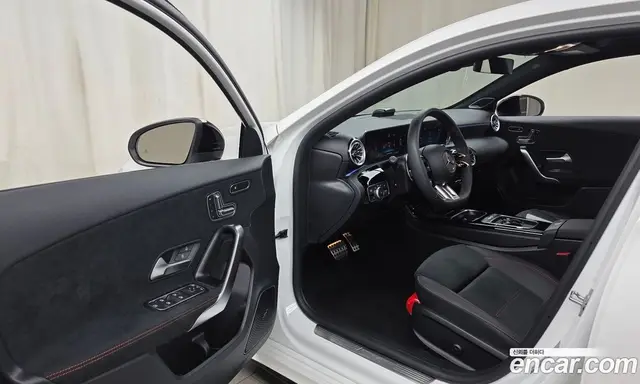 Mercedes-Benz A-Class 2025 2.0 автомат (гидро), миниатюра 12