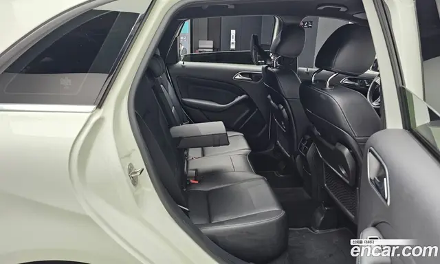 Mercedes-Benz B-Class 2018 2.0 автомат (гидро), миниатюра 12
