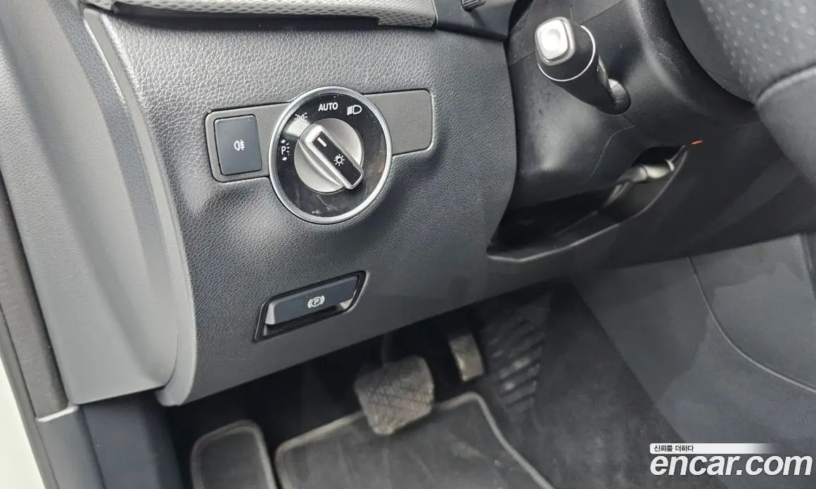 Mercedes-Benz B-Class 2018 2.0 автомат (гидро), фото 17 Mercedes-Benz B-Class 2018 2.0 автомат (гидро), фото 17