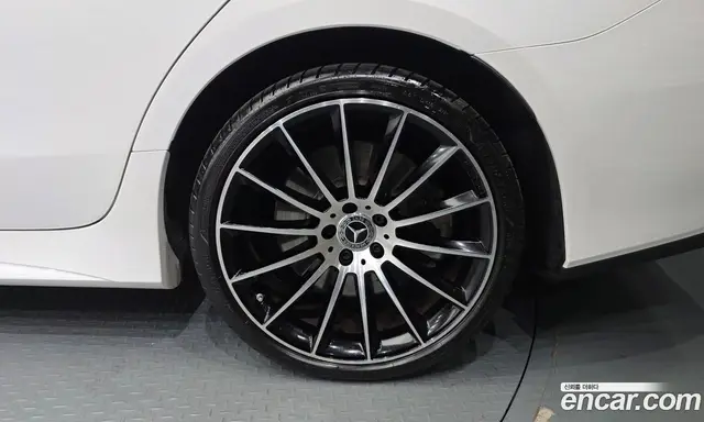 Mercedes-Benz CLS-Class 2021 3.0 автомат (гидро), миниатюра 7