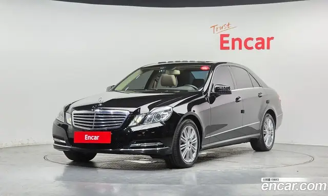 Mercedes-Benz E-Class 2011 3.5 автомат (гидро), миниатюра 1 Mercedes-Benz E-Class 2011 3.5 автомат (гидро), миниатюра 1
