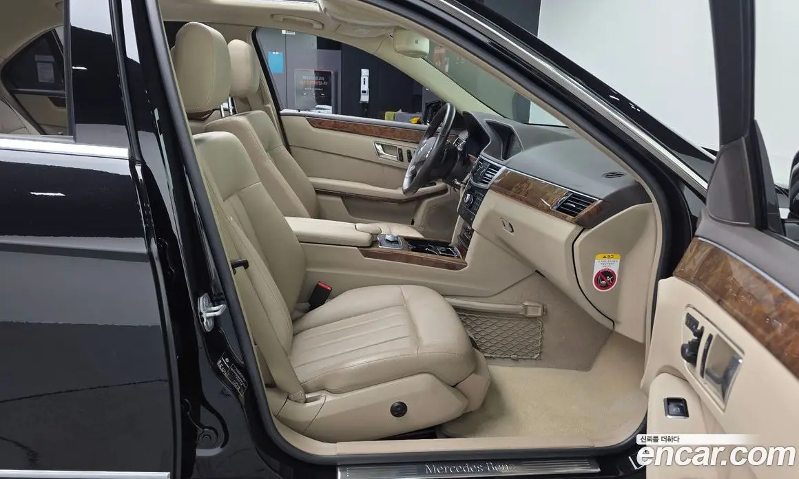 Mercedes-Benz E-Class 2011 3.5 автомат (гидро), фото 11 Mercedes-Benz E-Class 2011 3.5 автомат (гидро), фото 11