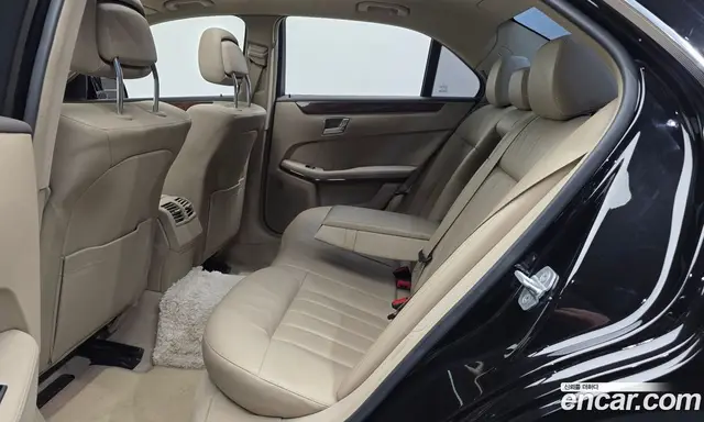 Mercedes-Benz E-Class 2011 3.5 автомат (гидро), миниатюра 12