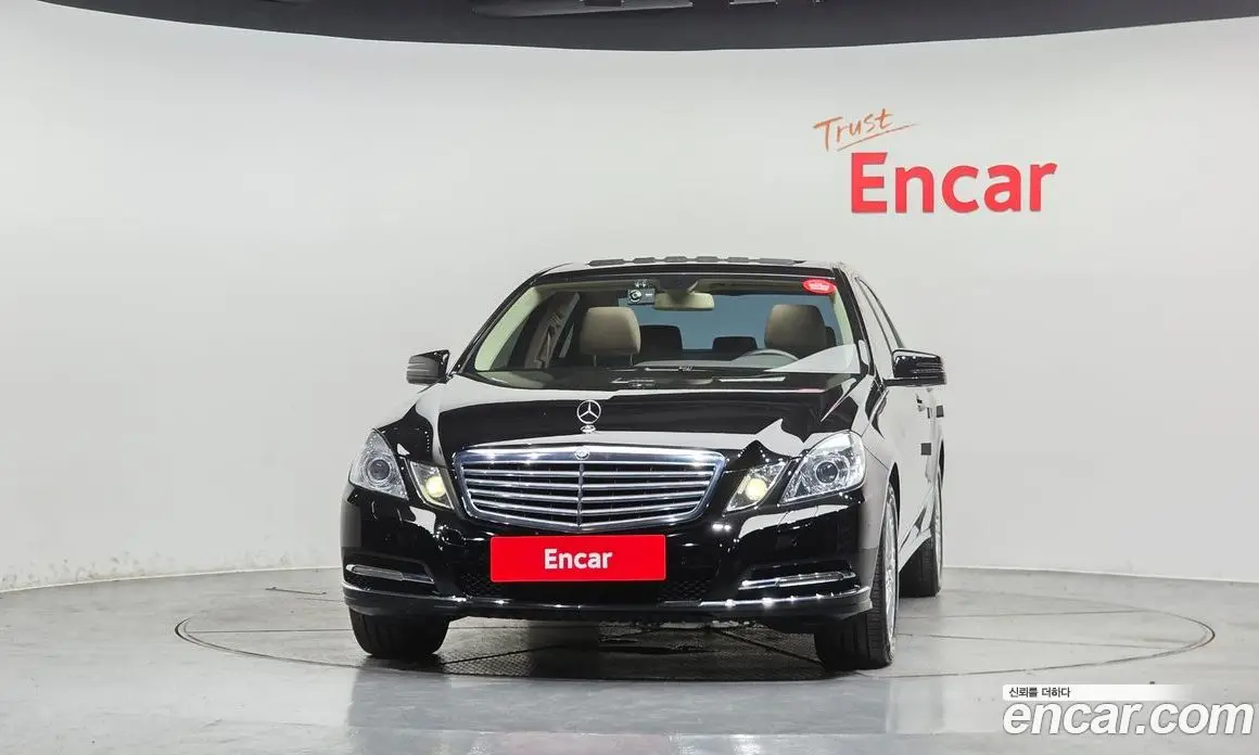 Mercedes-Benz E-Class 2011 3.5 автомат (гидро), фото 3 Mercedes-Benz E-Class 2011 3.5 автомат (гидро), фото 3