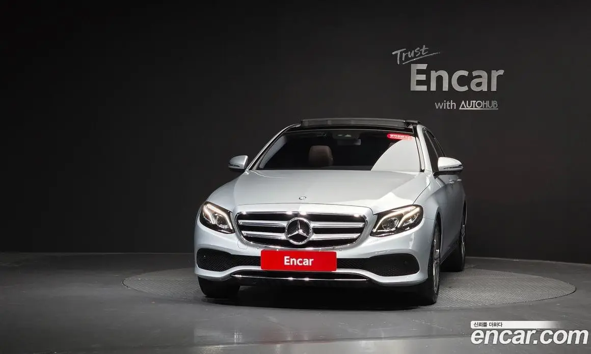 Mercedes-Benz E-Class 2016 2.0 автомат (гидро), фото 2 Mercedes-Benz E-Class 2016 2.0 автомат (гидро), фото 2
