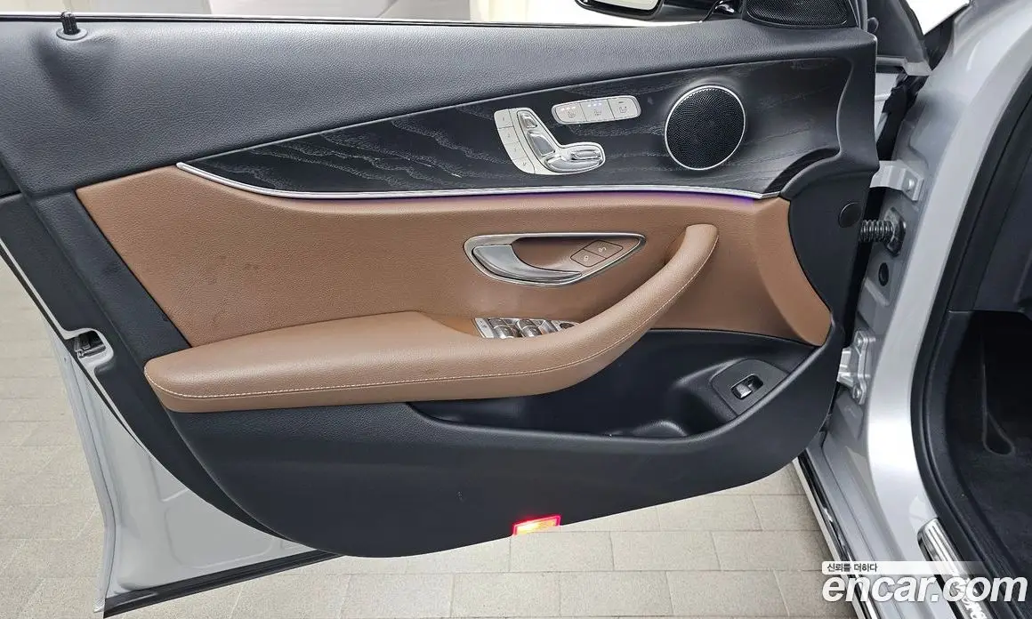 Mercedes-Benz E-Class 2016 2.0 автомат (гидро), фото 13 Mercedes-Benz E-Class 2016 2.0 автомат (гидро), фото 13
