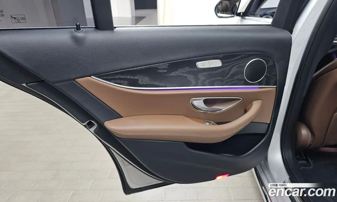 Mercedes-Benz E-Class 2016 2.0 автомат (гидро), фото 14 Mercedes-Benz E-Class 2016 2.0 автомат (гидро), фото 14