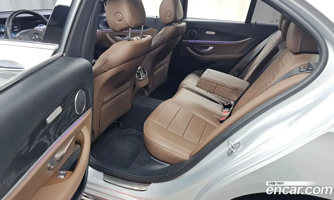 Mercedes-Benz E-Class 2016 2.0 автомат (гидро), фото 16 Mercedes-Benz E-Class 2016 2.0 автомат (гидро), фото 16