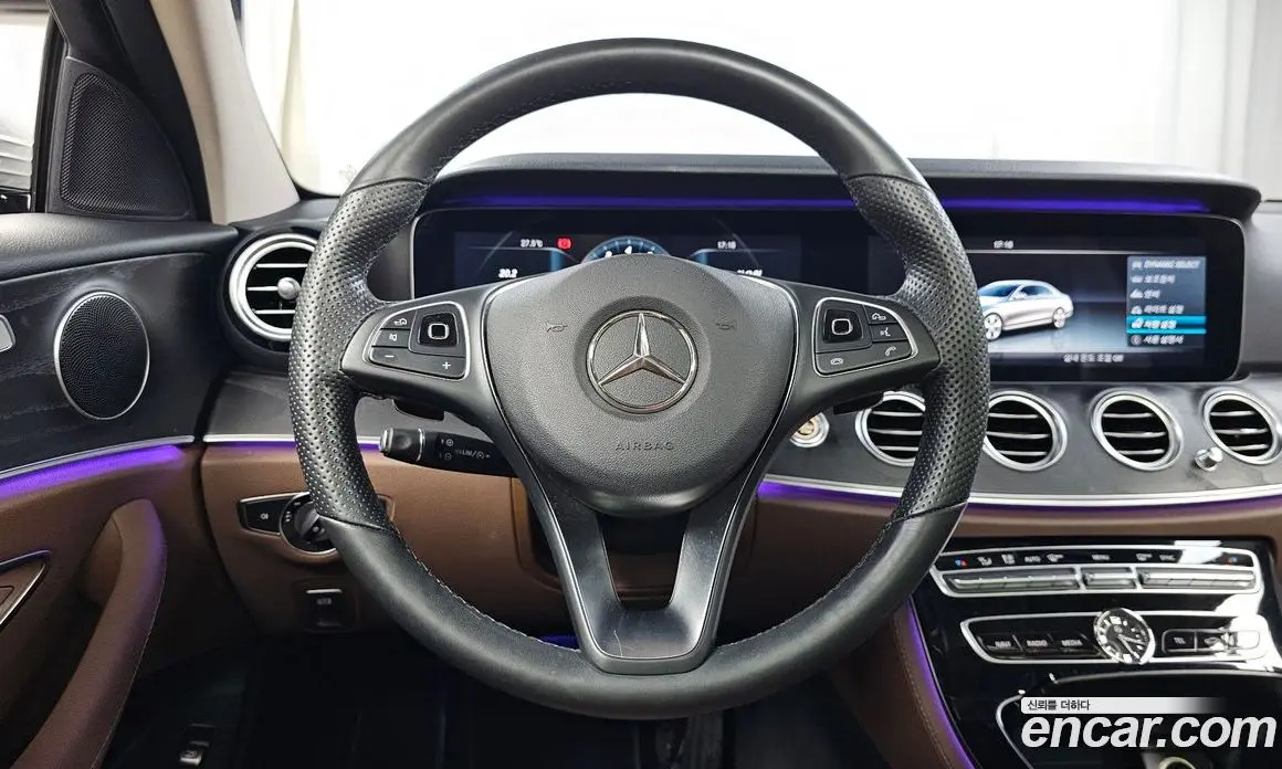 Mercedes-Benz E-Class 2016 2.0 автомат (гидро), фото 18 Mercedes-Benz E-Class 2016 2.0 автомат (гидро), фото 18