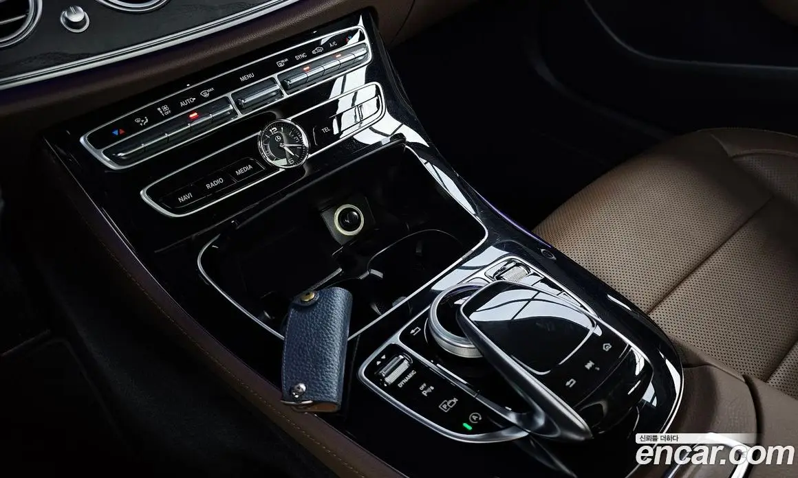 Mercedes-Benz E-Class 2016 2.0 автомат (гидро), фото 28 Mercedes-Benz E-Class 2016 2.0 автомат (гидро), фото 28