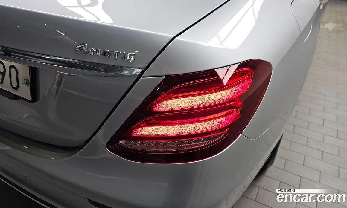 Mercedes-Benz E-Class 2016 2.0 автомат (гидро), фото 8 Mercedes-Benz E-Class 2016 2.0 автомат (гидро), фото 8