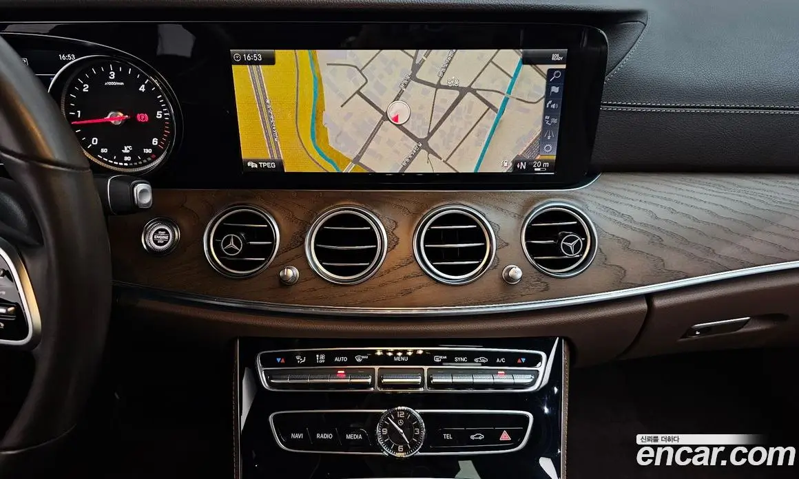Mercedes-Benz E-Class 2019 1.9 автомат (гидро), фото 18 Mercedes-Benz E-Class 2019 1.9 автомат (гидро), фото 18