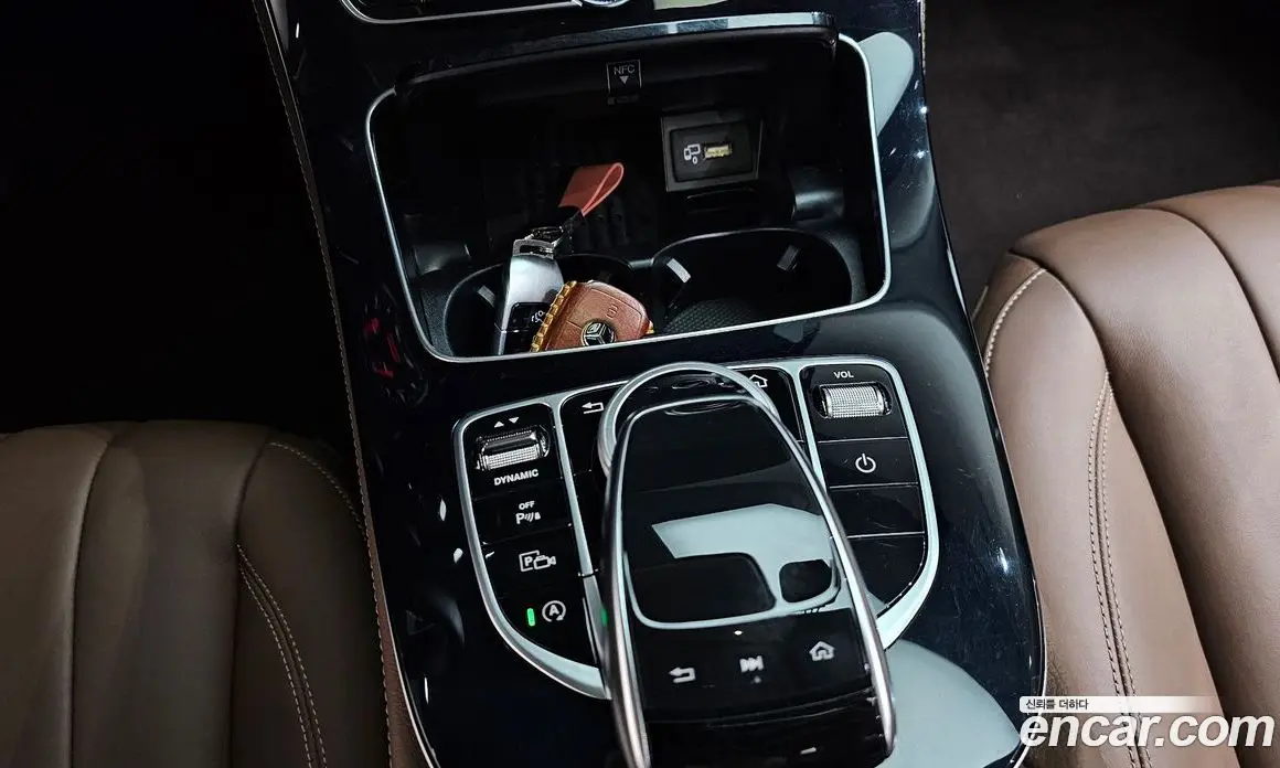 Mercedes-Benz E-Class 2019 1.9 автомат (гидро), фото 26 Mercedes-Benz E-Class 2019 1.9 автомат (гидро), фото 26