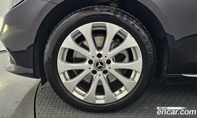 Mercedes-Benz E-Class 2019 1.9 автомат (гидро), миниатюра 5 Mercedes-Benz E-Class 2019 1.9 автомат (гидро), миниатюра 5