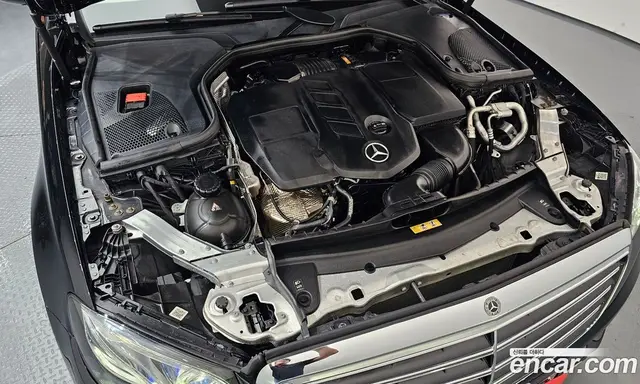 Mercedes-Benz E-Class 2019 1.9 автомат (гидро), миниатюра 6 Mercedes-Benz E-Class 2019 1.9 автомат (гидро), миниатюра 6