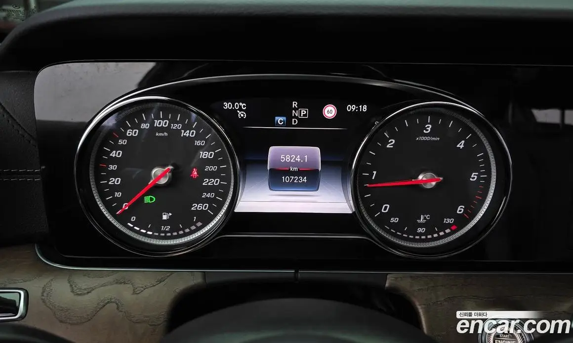 Mercedes-Benz E-Class 2019 1.9 автомат (гидро), фото 11 Mercedes-Benz E-Class 2019 1.9 автомат (гидро), фото 11
